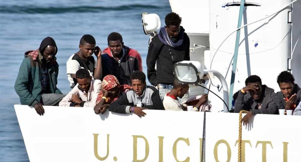 migranti nave diciotti-2