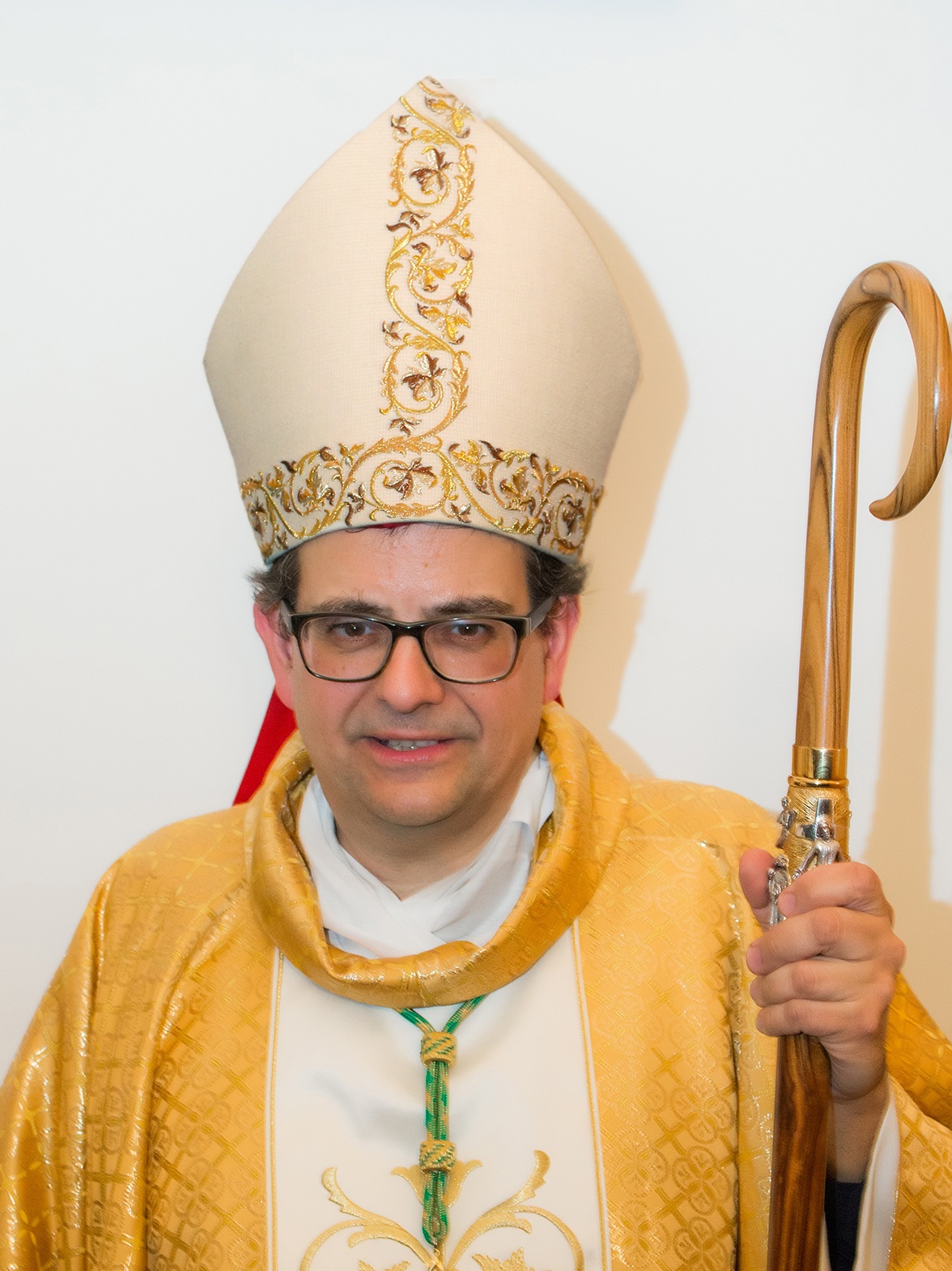 la-biografia-del-nuovo-arcivescovo-mons-lojudice