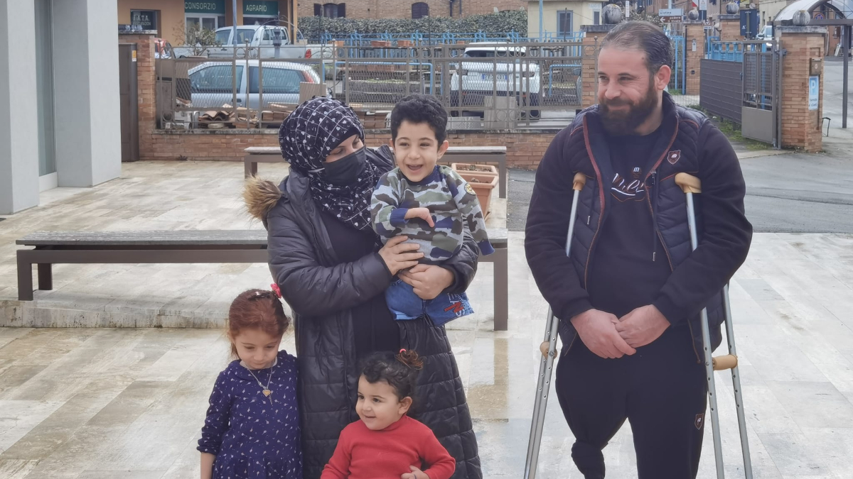 domani-a-budrio-la-conferenza-stampa-per-accogliere-mustafa-e-la-sua-famiglia-in-video-il-ringraziamento-a-siena-e-ai-benefattori-2