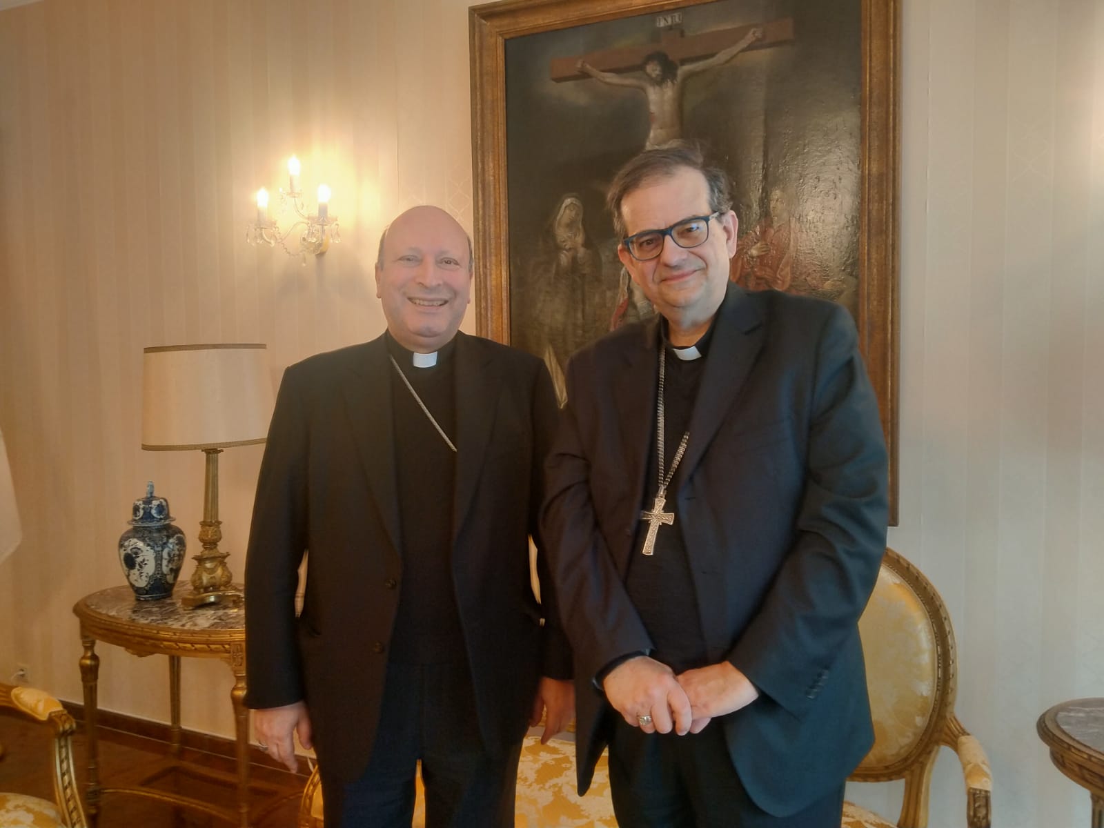 bruxelles-il-card-lojudice-e-la-delegazione-senese-ricevuta-dal-nunzio-apostolico-in-belgio