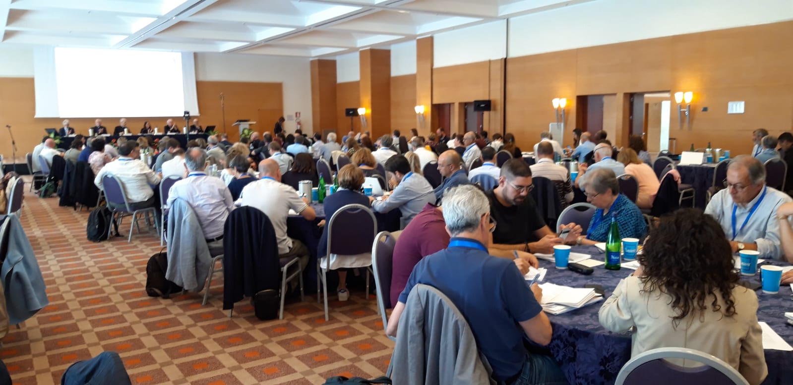 sinodo-ieri-iniziati-i-tavoli-di-lavoro-e-di-confronto