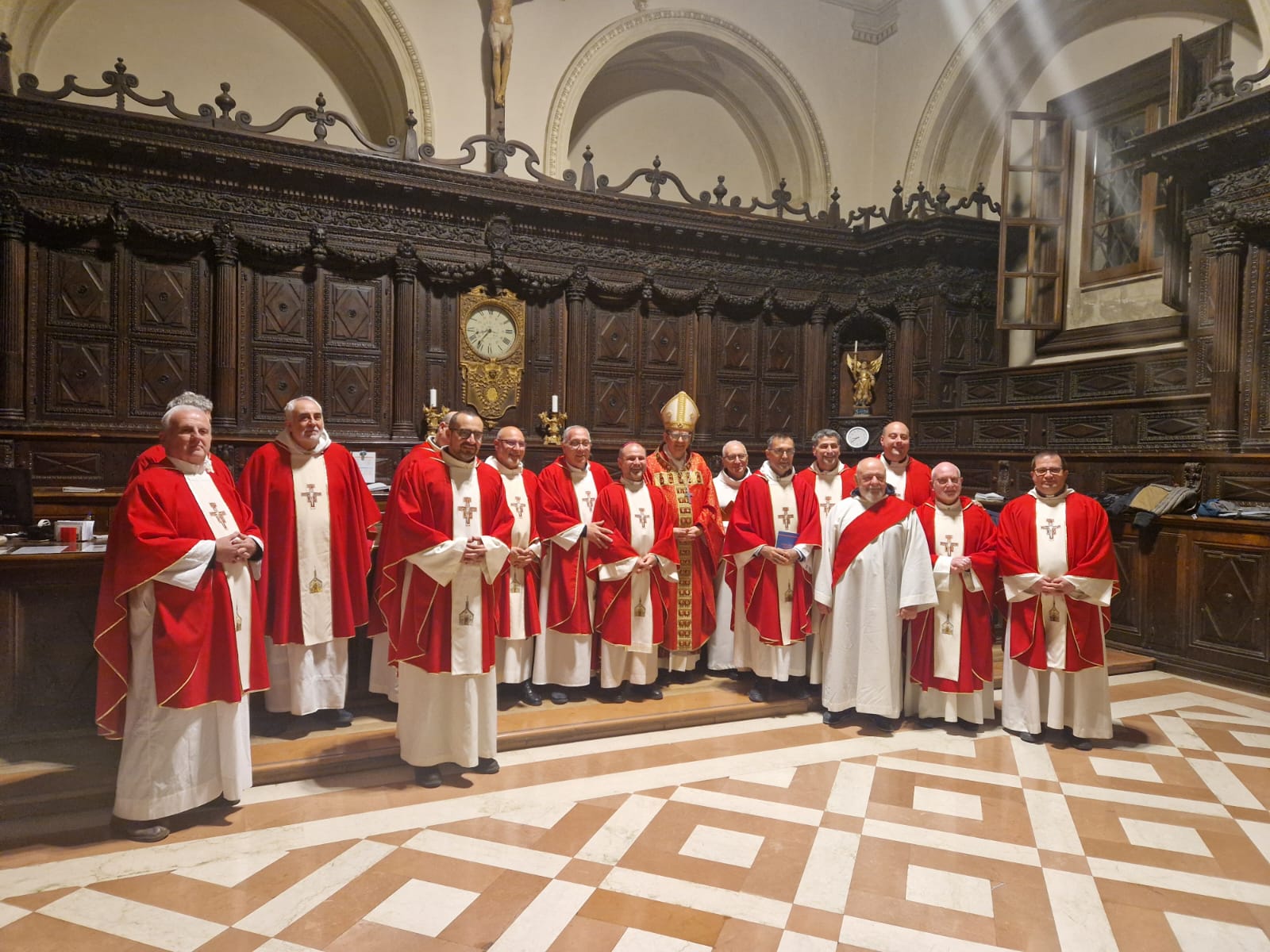 assisi-il-card-lojudice-ai-cappella-del-carcere-la-vostra-e-unopera-di-misericordia