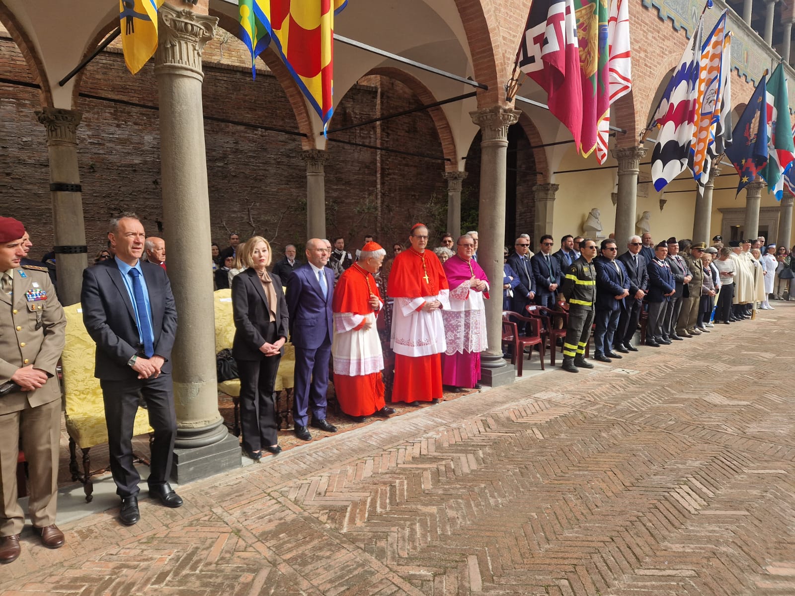 siena-oggi-la-chiusura-della-festa-di-s-caterina-il-card-you-heung-sik-lei-costruttrice-di-ponti-di-pace-di-comunione-e-di-unita