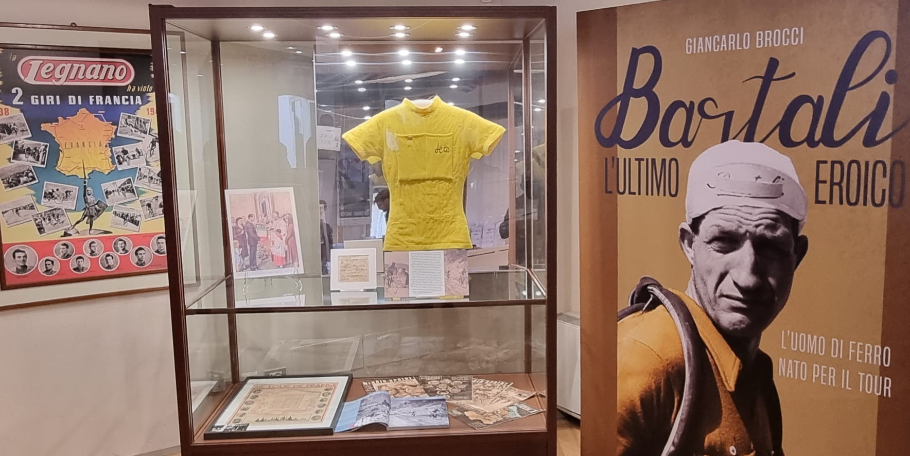 LIBRO BOOK N°6 LE STORIE DELLA MAGLIA GIALLA GASTONE NENCINI
