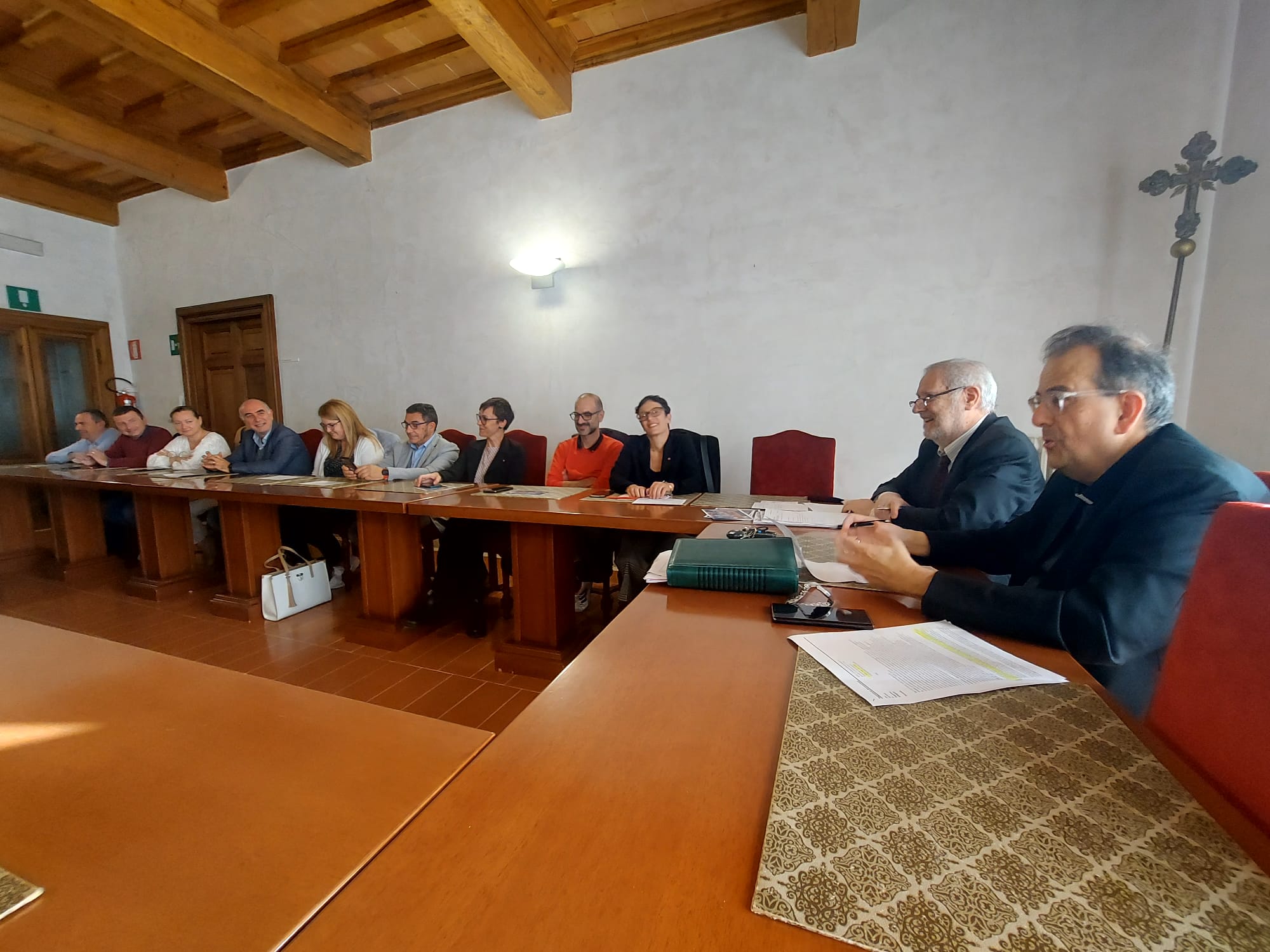 siena-ieri-lincontro-del-card-lojudice-con-le-sigle-sindacali