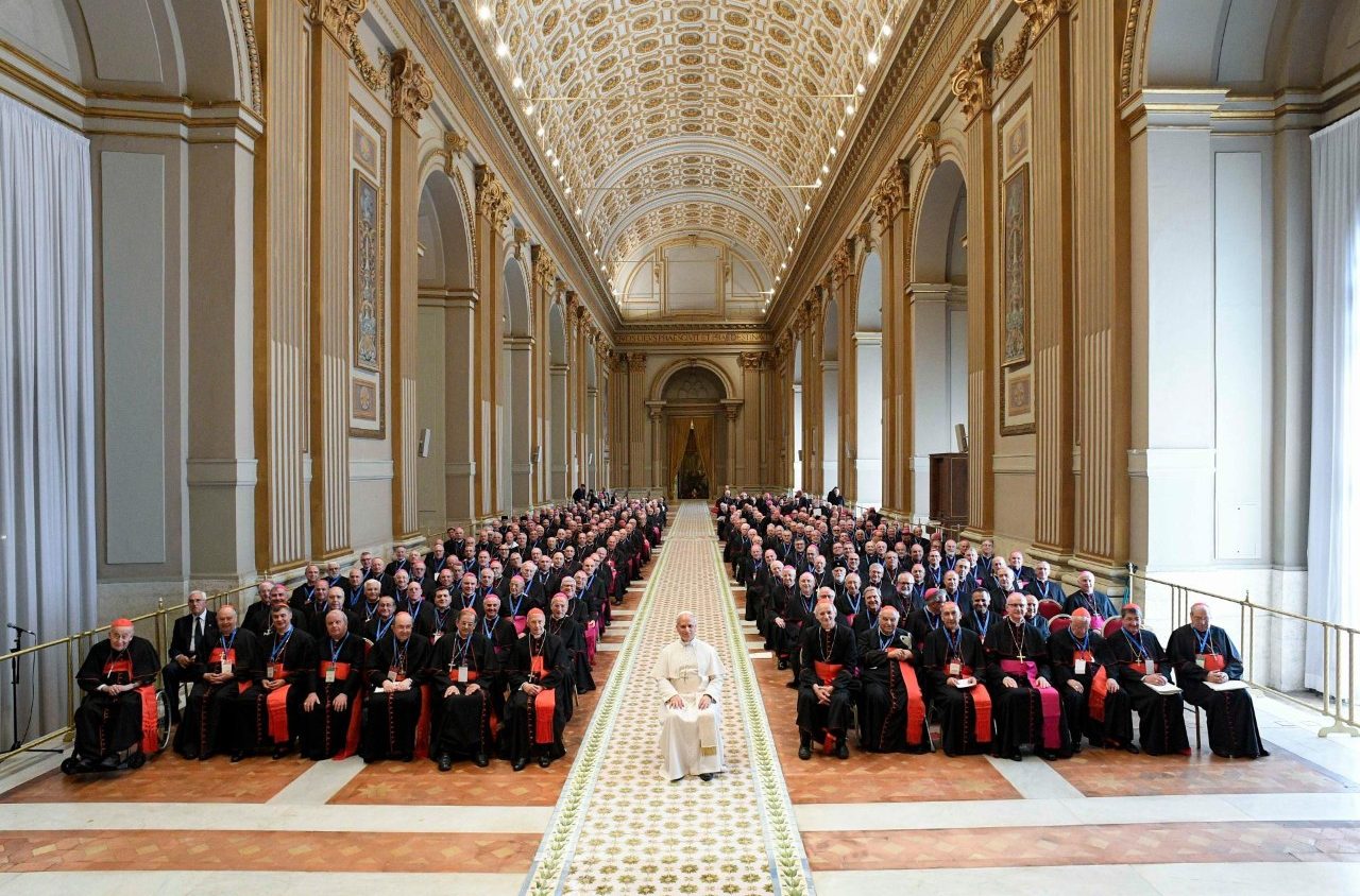 il-papa-alla-cei-la-pace-non-e-utopia-spirituale-educare-a-non-violenza-e-accoglienza