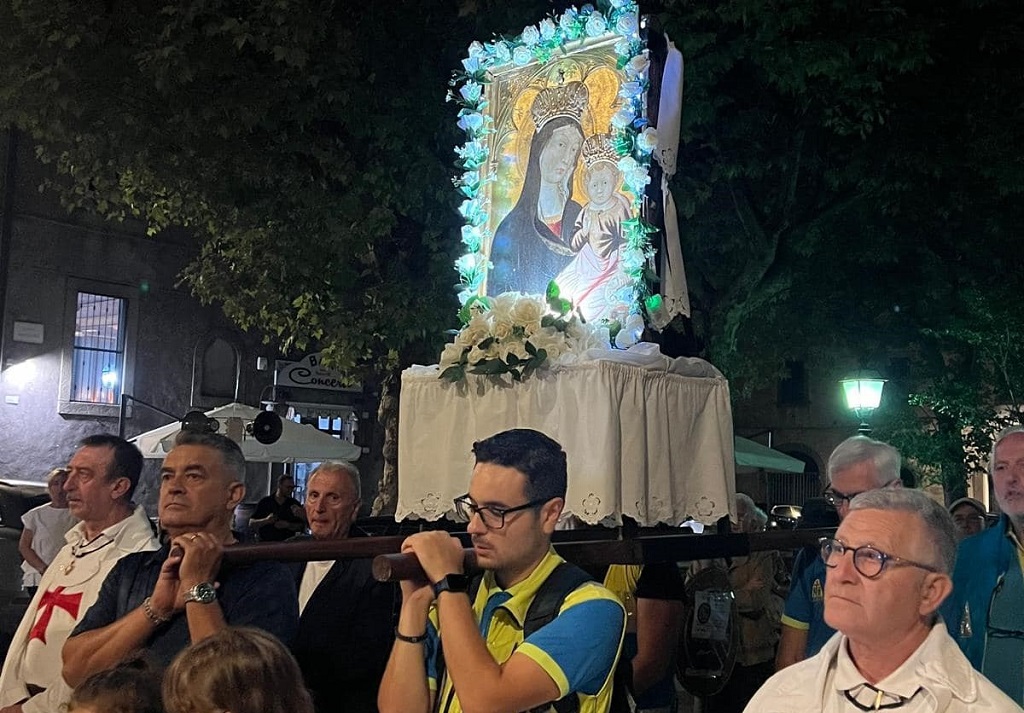 arcidosso-oggi-la-santa-messa-del-card-lojudice-per-la-festa-della-madonna-incoronata