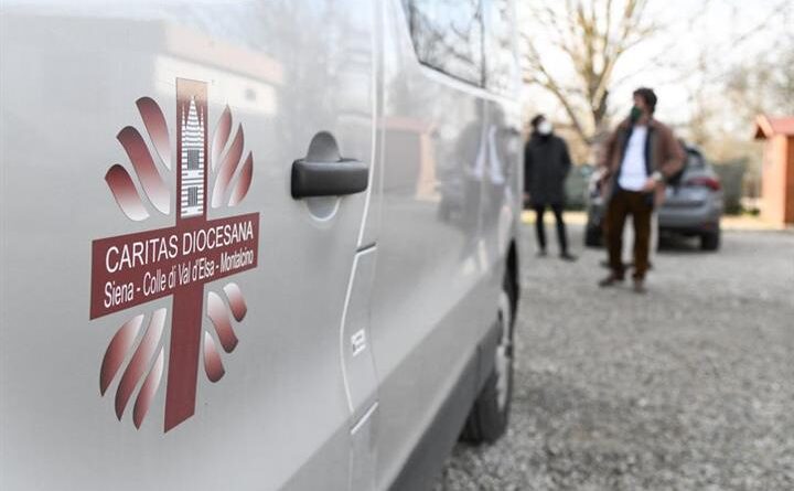 caritas-diocesiana-siena-Small-720x445