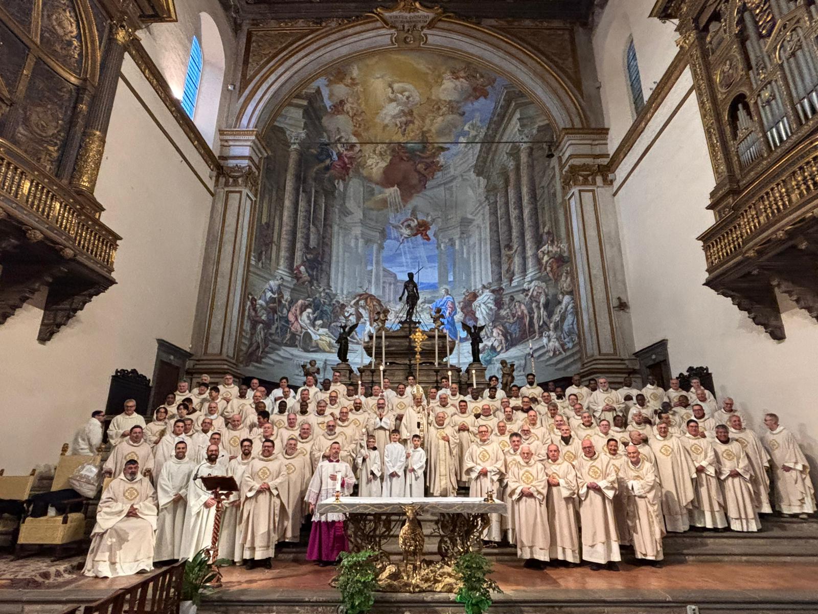 siena-celebrata-ieri-la-messa-crismale-in-cattedrale