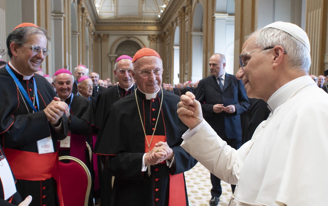 gli-auguri-a-papa-leone-xiv-dalle-diocesi-di-siena-e-di-montepulciano