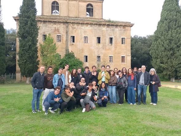si-e-svolta-a-siena-la-formazione-dei-ragazzi-in-servizio-civile-presso-le-caritas-diocesane-dellarea-sud-est-della-toscana