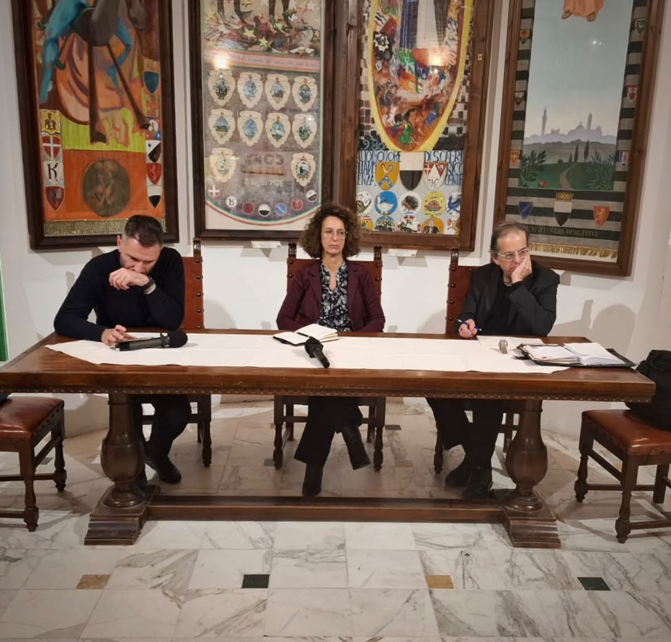 siena-priori-e-correttori-insieme-per-una-citta-che-cambia-lincontro-con-il-card-lojudice